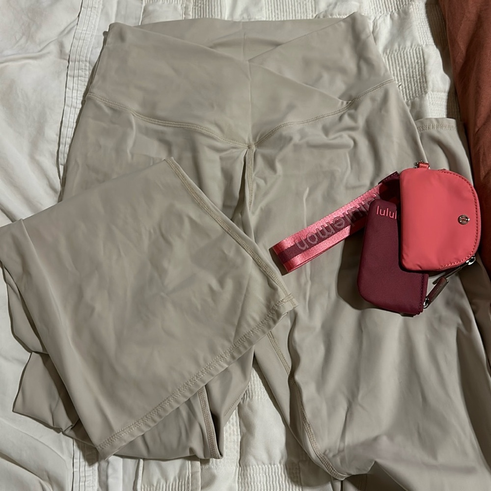 Cream crosswaist yoga pants